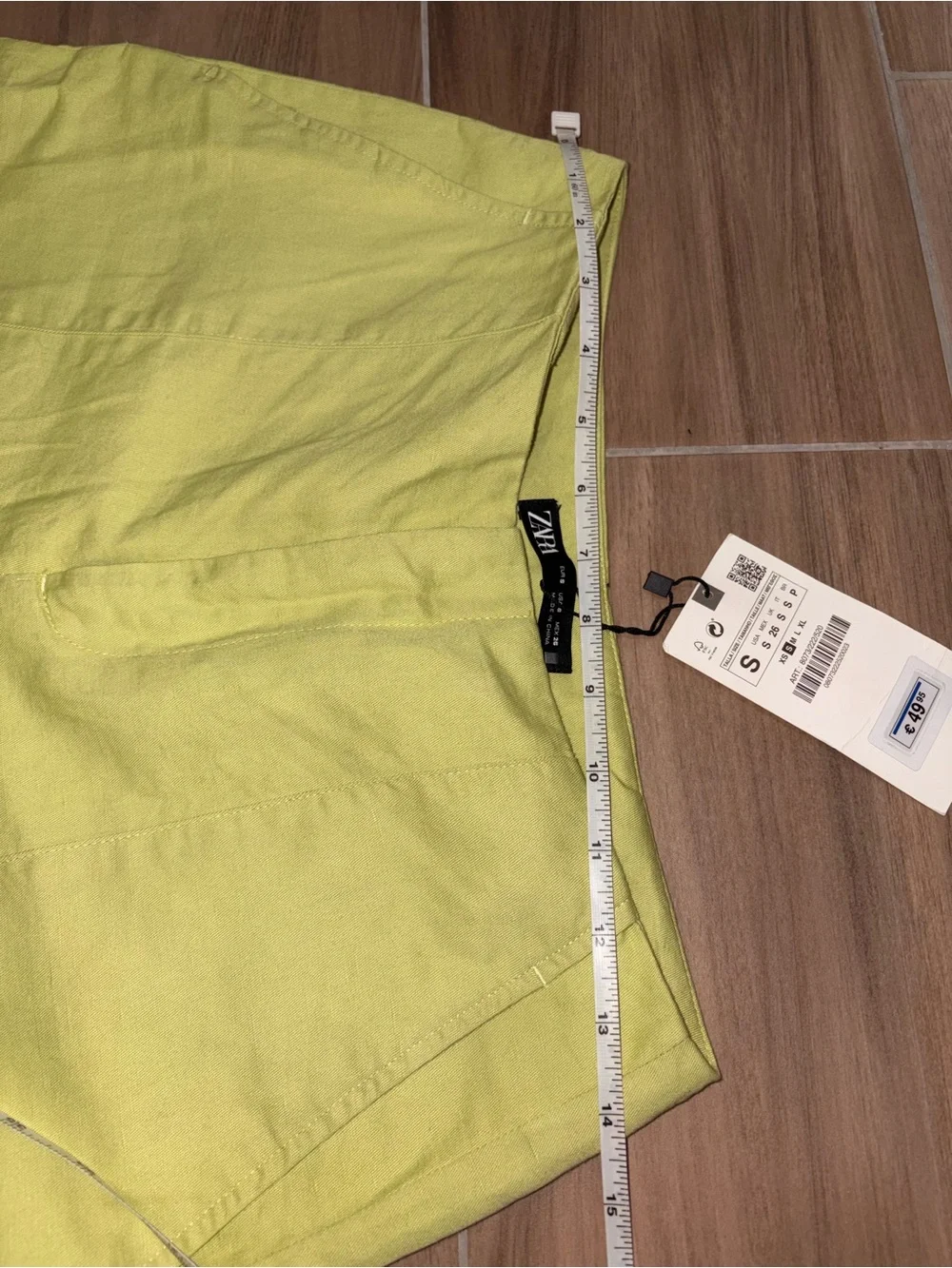 Zara tags trousers